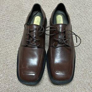Lightly Worn - Kenneth Cole Men’s Merge Brown Oxford Dress Shoe Size 11